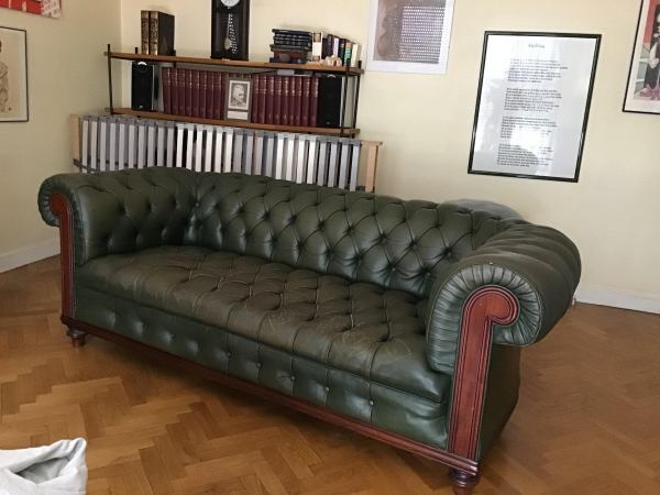 Annonce Canape chesterfield