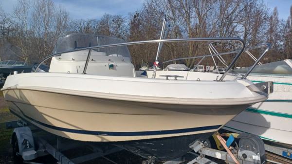 Cap camarat 555 style