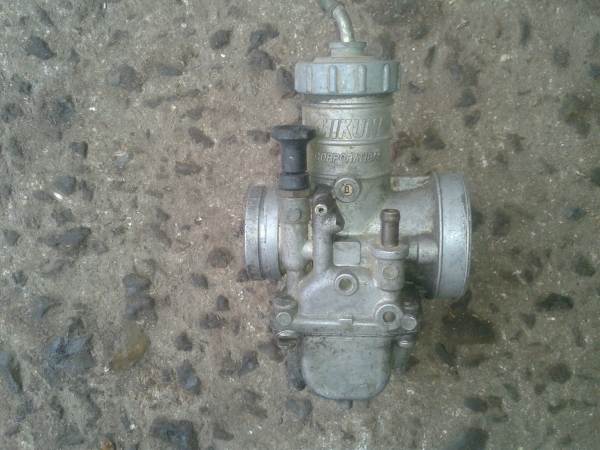 Carburateur kawasaki 125 kx 1988 pas cher