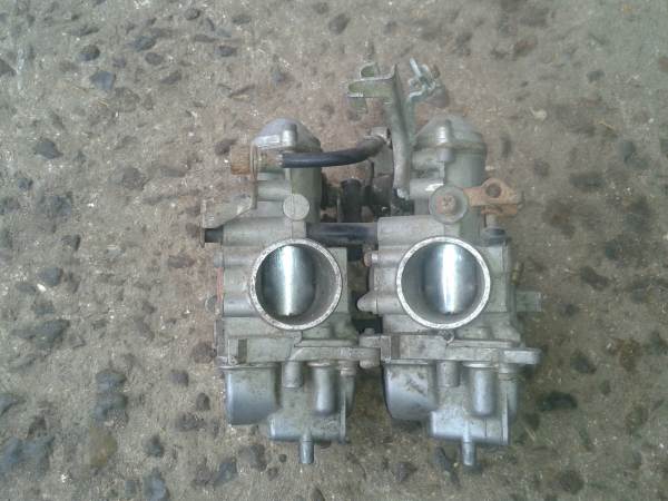 Carburateurs honda 250 xls 1979