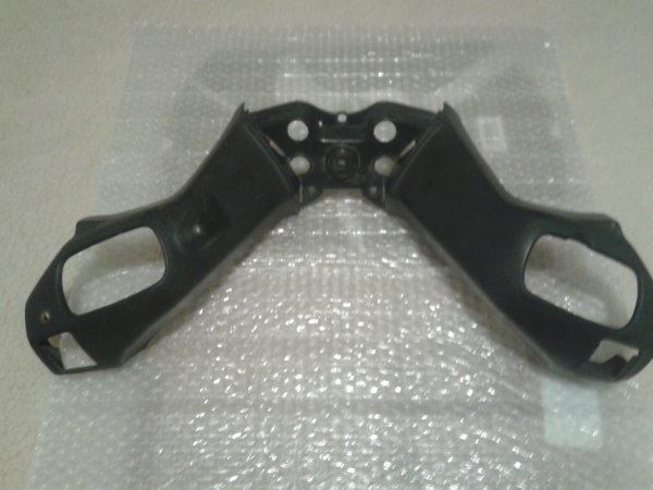 Car&eacute;nage guidon honda pc 800 pacific coast 2000