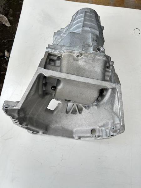 Vente Carter de boîte de vitesses pour maserati merak