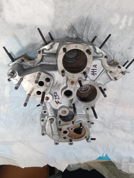 Carter de distribution pour ferrari 250 f128e