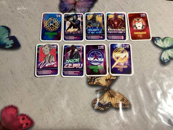 Cartes marvel r&eacute;v&egrave;le ton pouvoir 2021 neuves pas cher