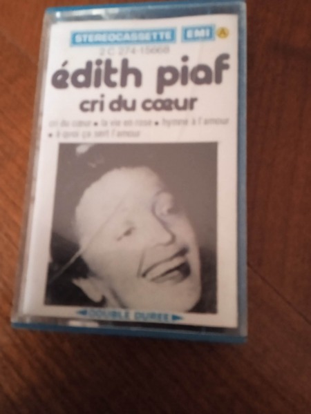 Cassette audio " edith piaf"