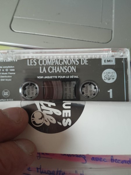 Vente Cassette audio " les compagnons de la chanson "