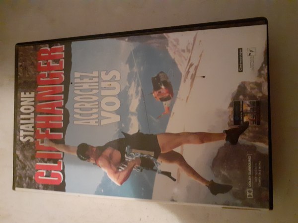 Cassette vhs "cliffhanger "