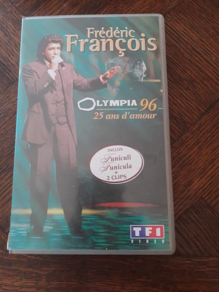 Cassette vhs " frédéric françois"