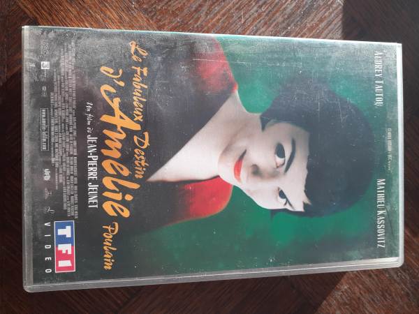 Cassette vhs "le fabuleux destin d'am&eacute;lie poulain"