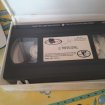 Cassette vhs "  le professionnel " pas cher