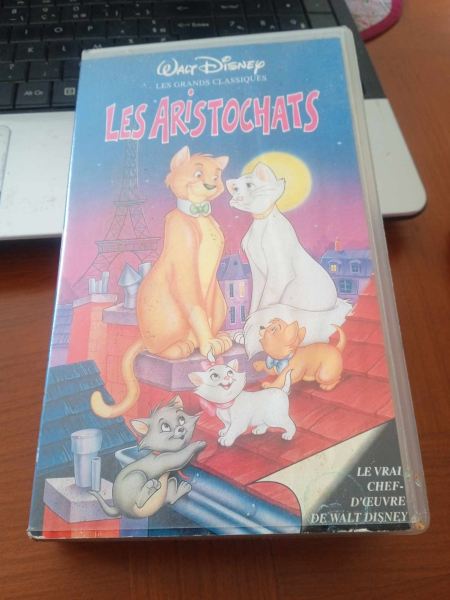 Cassette vhs " les aristochats "