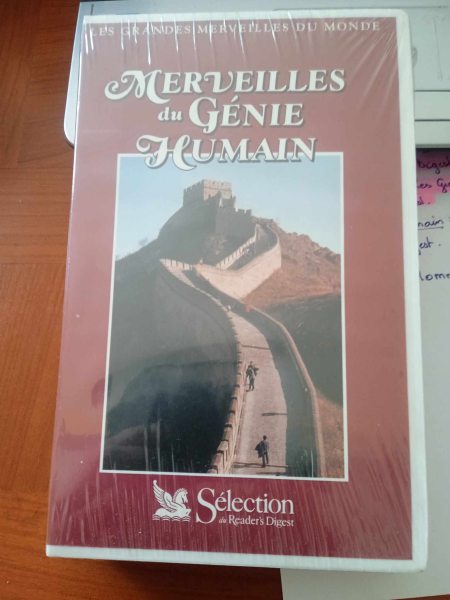 Cassette vhs " merveilles du g&eacute;nie humain "