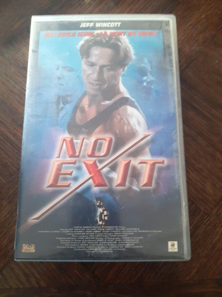 Cassette vhs " no exit"