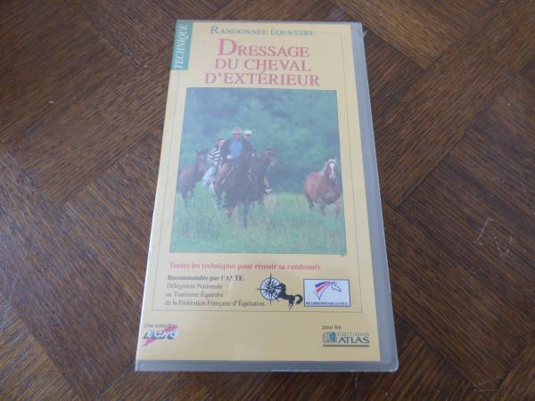 Cassette vhs randonn&eacute;e &eacute;questre