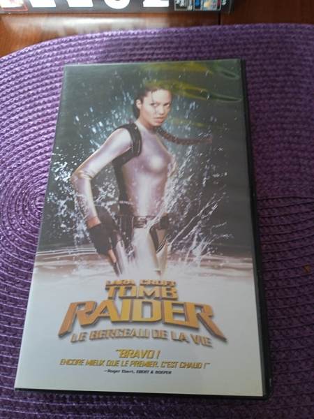 Cassette vhs " tomb raider"