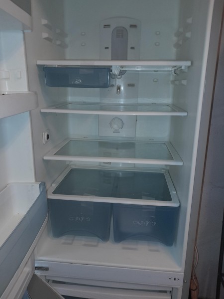 Annonce Cause de déménagement urgent réfrigérateur
