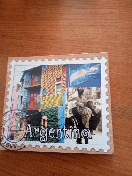 Cd  "argentina"