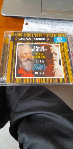 Cd  " brahms / tchaikovsky "