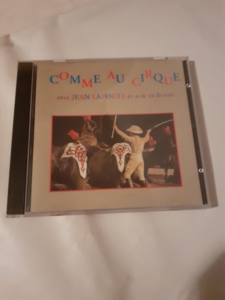 Cd  " comme au cirque"