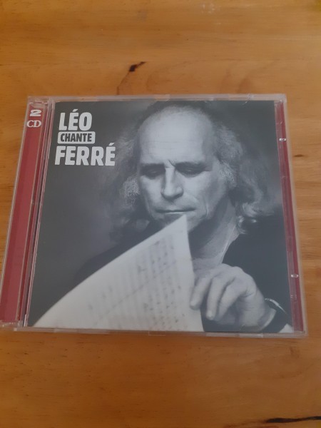 Cd  " léo chante ferré"