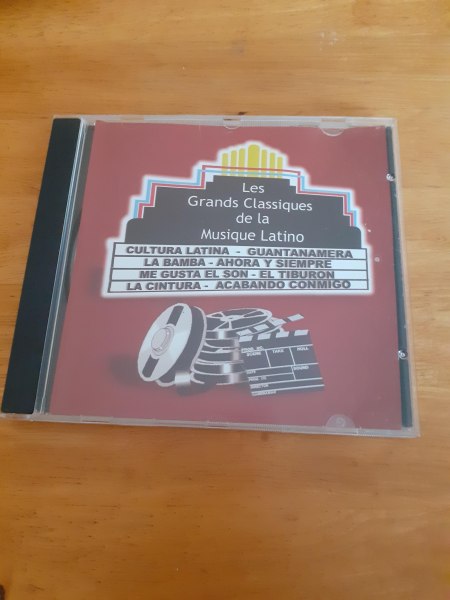 Cd  " les grands classiques de la musique latino"