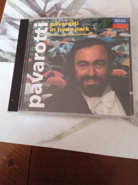 Cd "pavarotti "