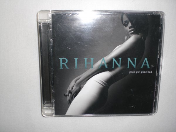 Cd rihanna ou jeff buckley ou louise attaque