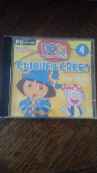 Cd rom pc  dora l'exploratrice 4