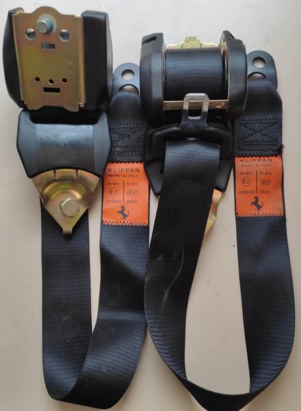 Ceintures de s&eacute;curit&eacute; pour ferrari 348 tb