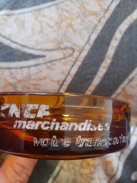 Cendrier publicitaire en verre /sncf marchandises pas cher