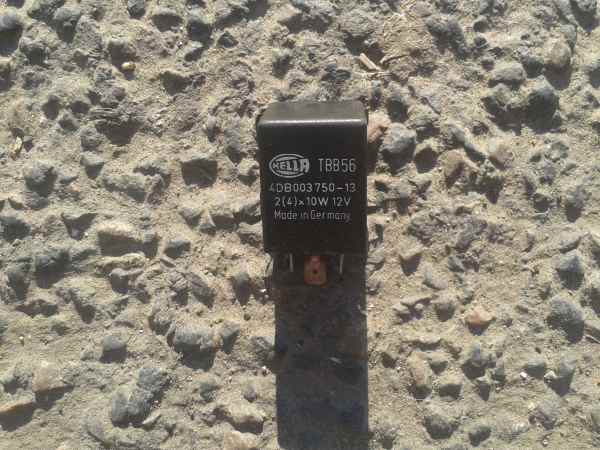 Centrale clignotant triumph 900 trophy 1998