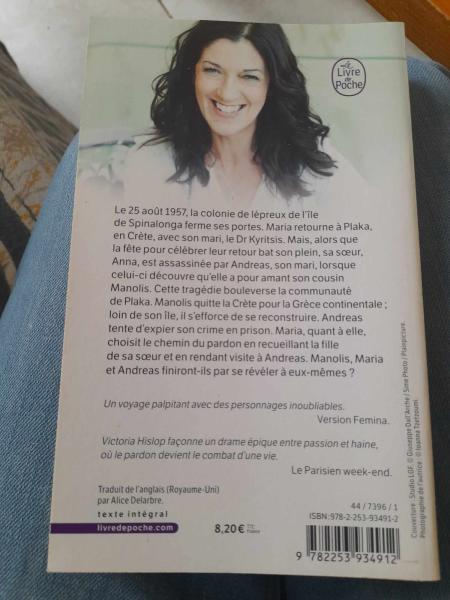 Cette nuit l&agrave; - victoria hislop pas cher