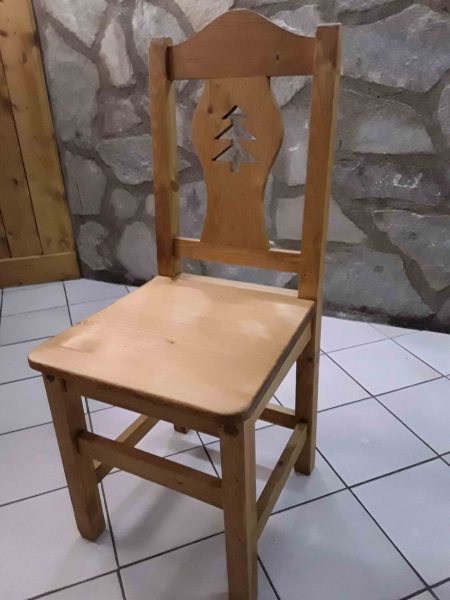 Vente Chaise en bois d'épicéa