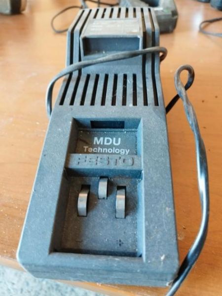 Vente Chargeur festool ec 60 : 25 €