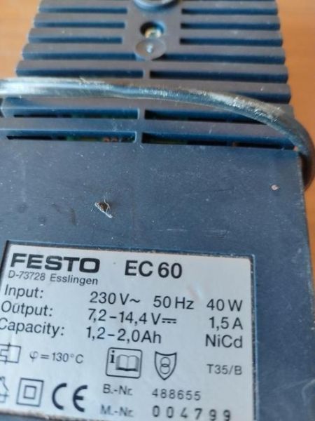 Annonce Chargeur festool ec 60 : 25 €