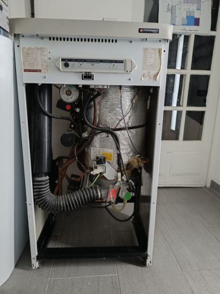 Annonce Chaudi&egrave;re frisquet 25 kg watt