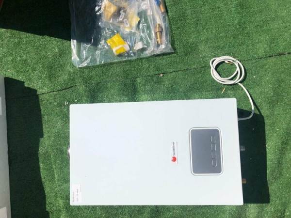 Vente Chauffe bain &agrave; gaz saunier duval opalia f15