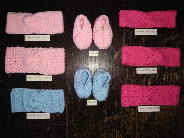 Vente Chausson bebe ou headband crochet fait main neuf