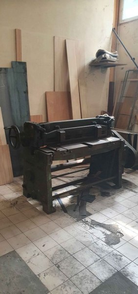 Cisaille &agrave; t&ocirc;le bombled