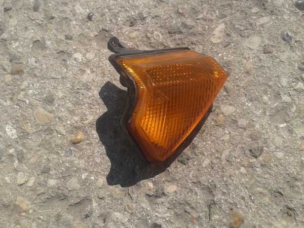 Clignotant avant gauche kawasaki 1000 gtr 1994