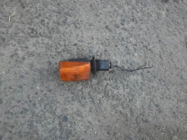 Clignotant avd suzuki 1100 gsxr rw 1994 pas cher