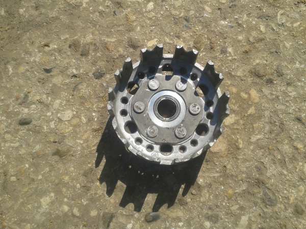 Cloche d embrayage yamaha 200 it 1978 pas cher