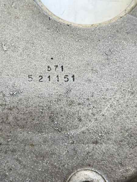 Annonce Cloche de bo&icirc;te de vitesses ferrari 330