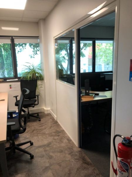 Vente Cloisons modulaires pleines et semi vitr&eacute;es