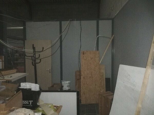 Cloisons modulaires semi-vitr&eacute;es et pleines pas cher