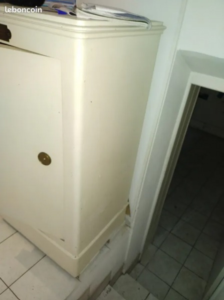 Coffre fort vintage omega 79x61 x 144 cm poids au pas cher