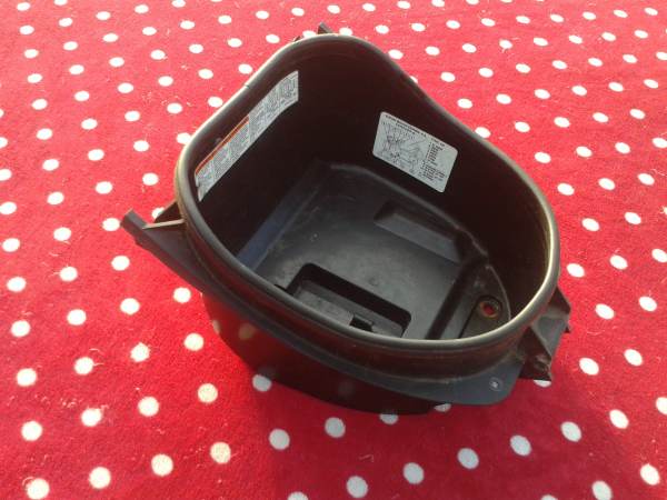 Vente Coffre scooter suzuki 125 sixteen 2014
