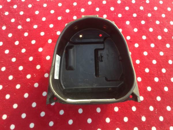 Annonce Coffre scooter suzuki 125 sixteen 2014