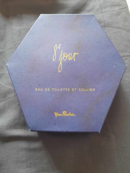 Vente Coffret eau de toilette et collier 8 e jour