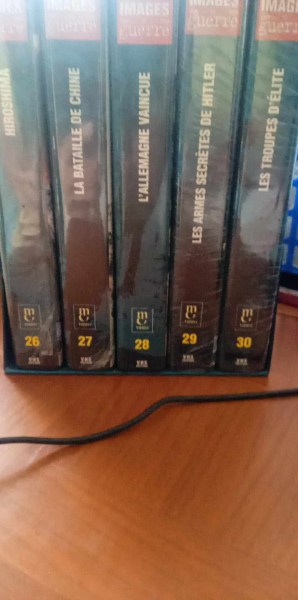 Vente Coffret vhs "  images de la guerre 39/45 "